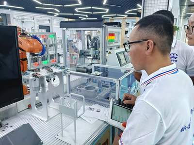 齊風(fēng)魯韻·技行中國 漢語橋團(tuán)組深入智能制造先進(jìn)技術(shù)培訓(xùn)，聚焦智能控制系統(tǒng)集成